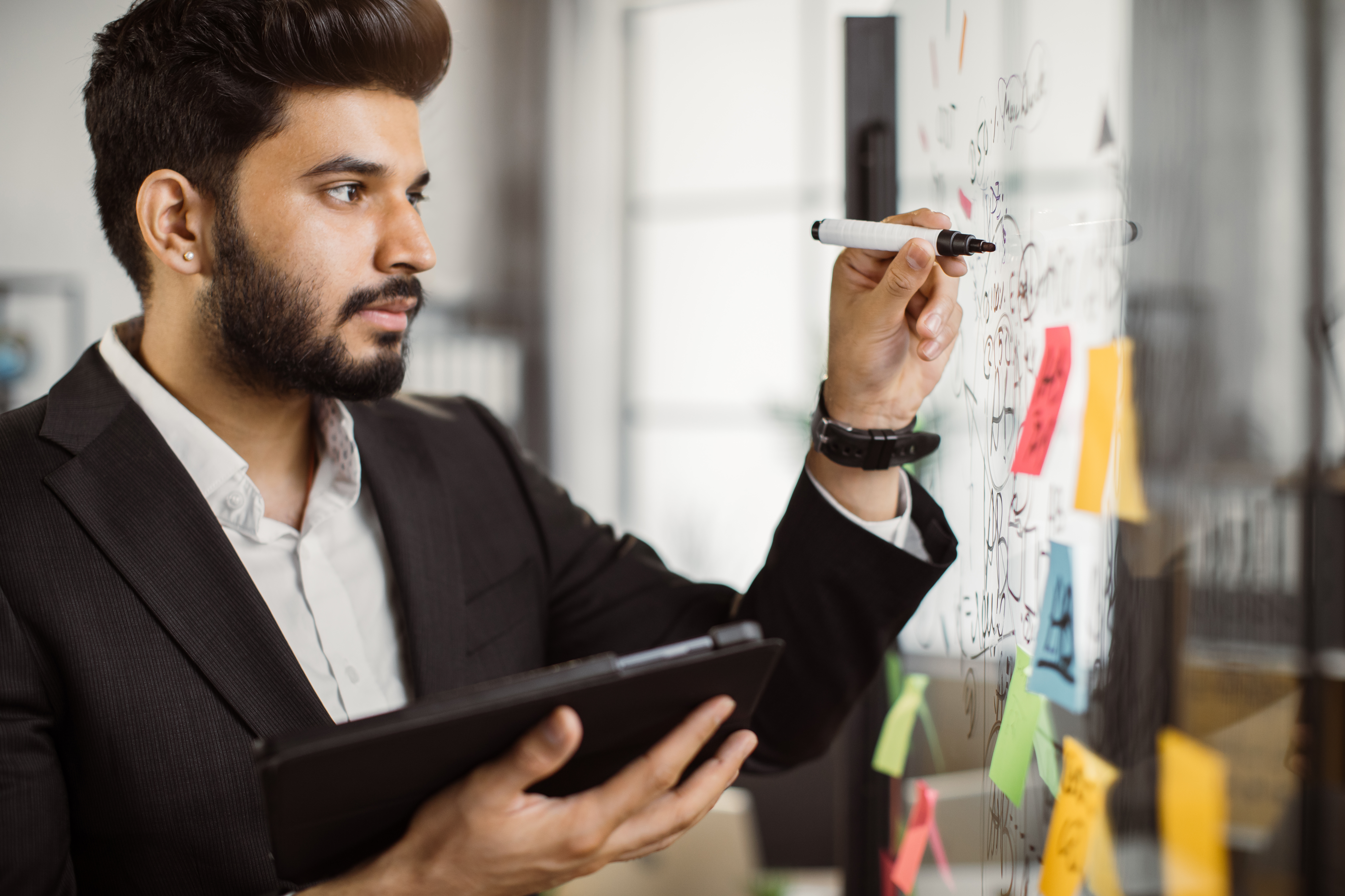 Manipal Online MBA in Marketing Management