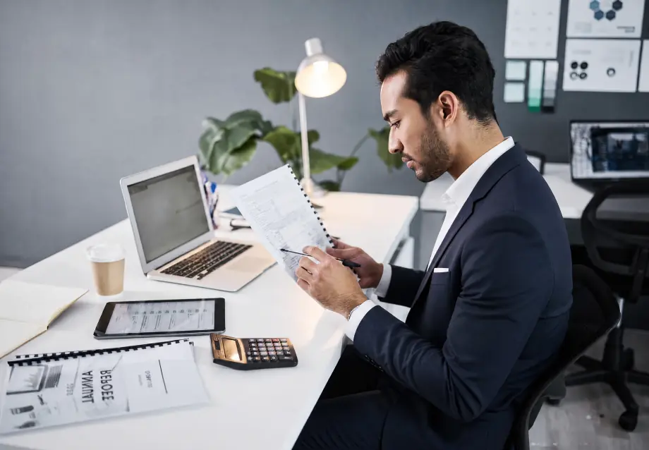 Amity Online BA in Economics