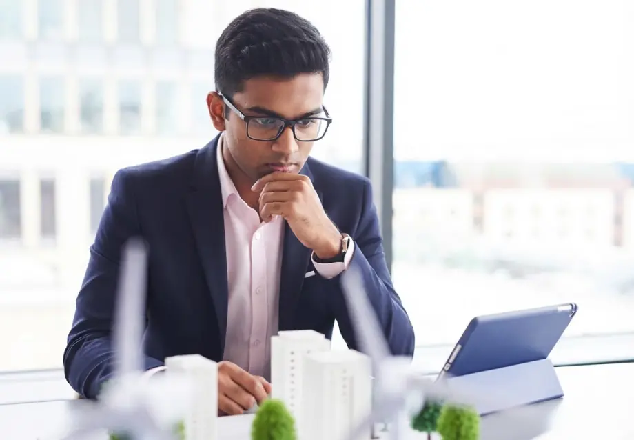 Shoolini Online MBA in Real Estate Management